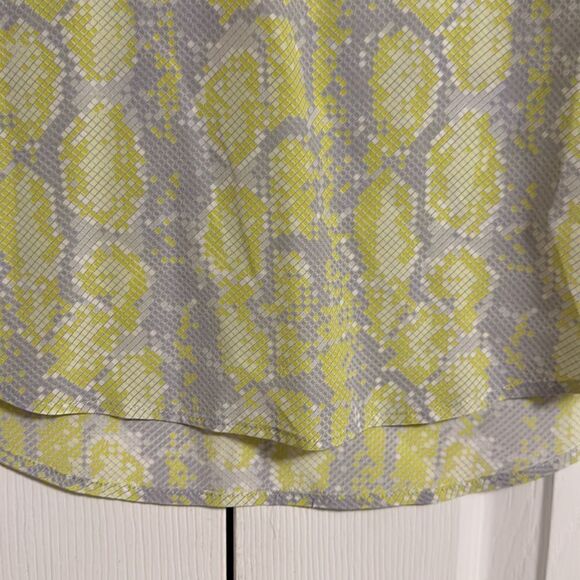 JOIE Women’s Grey & Green Geometric Print Short-sleeve Blouse Size S - Picture 2 of 5